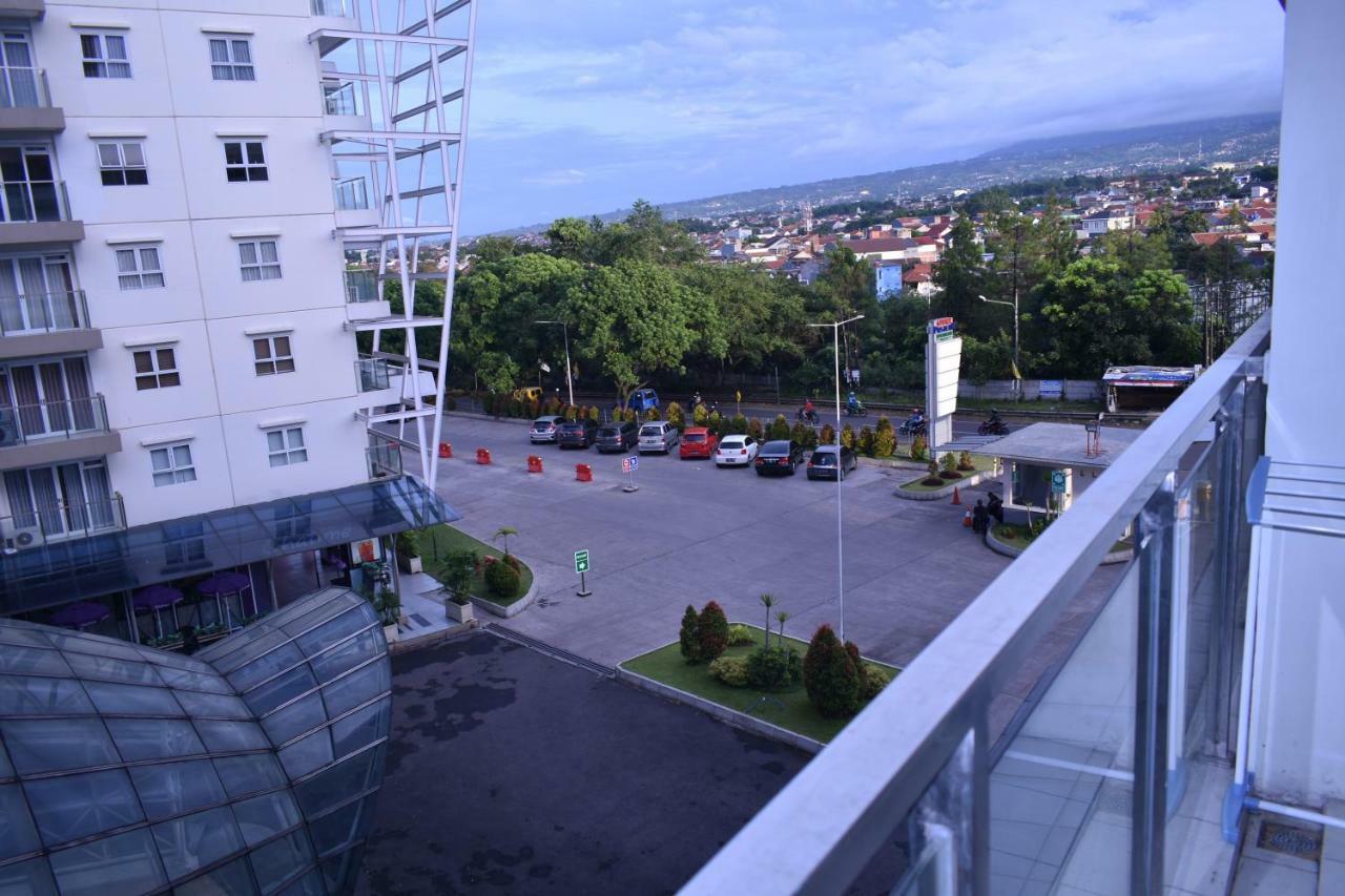 Gateway Pasteur 2Br Tower Depan Ruby 7 C Apartment บันดุง ภายนอก รูปภาพ